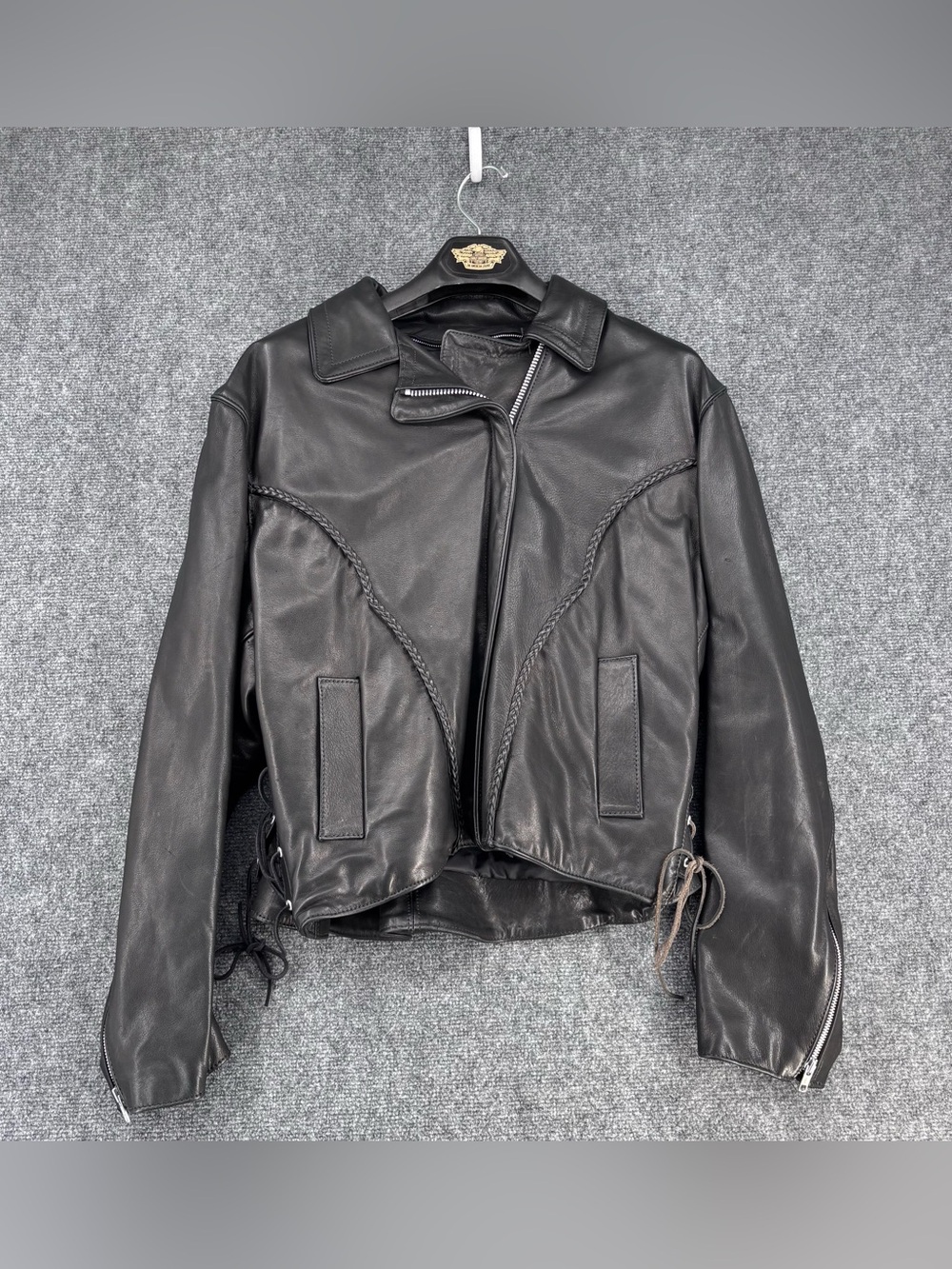 Kerr Black Leather Motorcycle Biker Jacket Women’s 20 Braided Accent Tie Sides